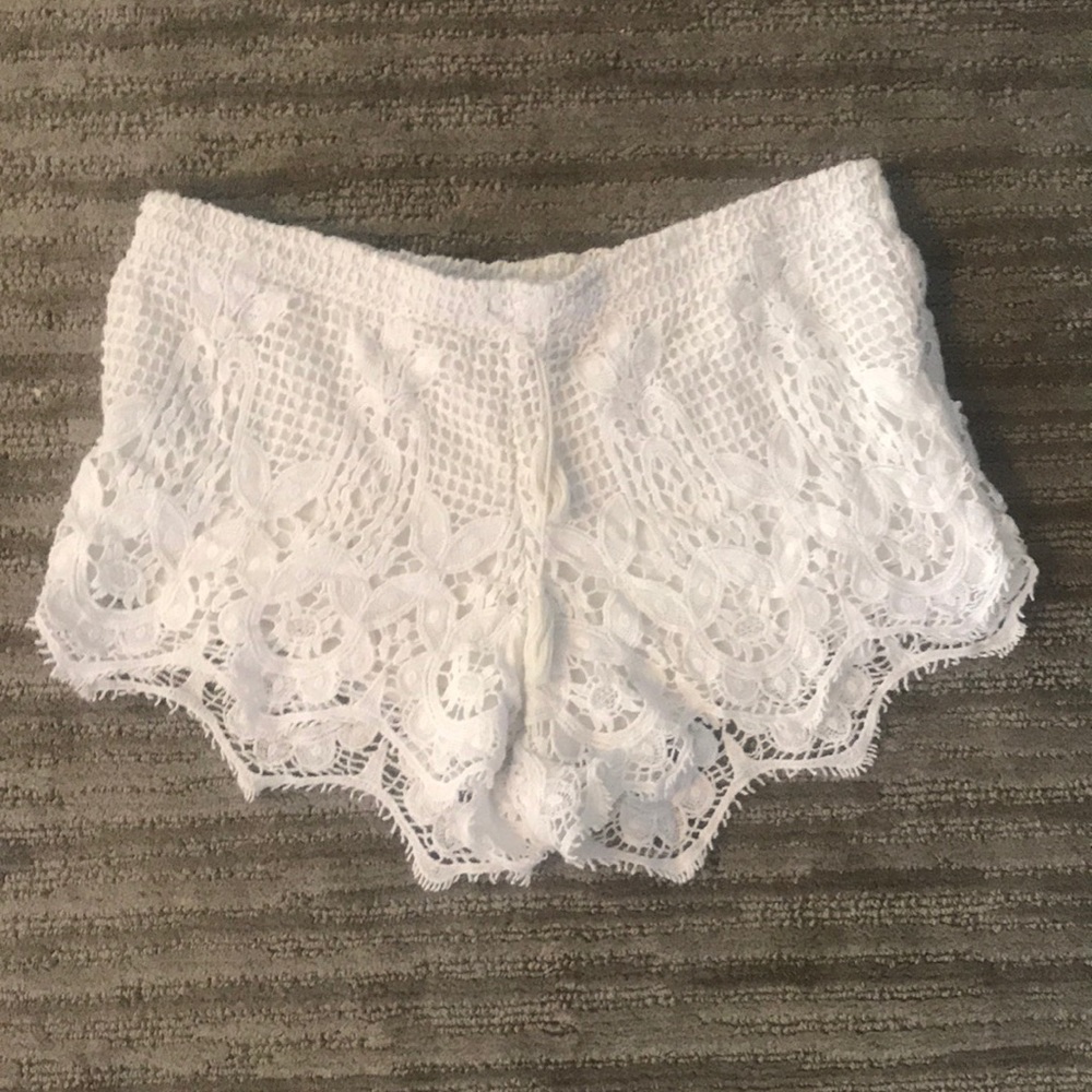 White lace drawstring shorts